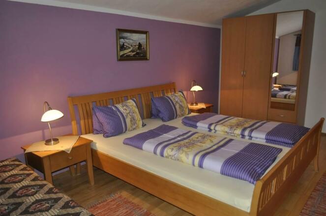 Schlafzimmer Bluntaublick