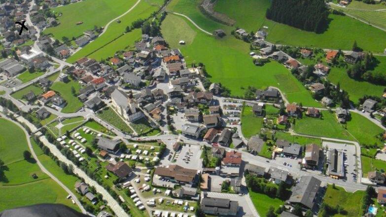 Neustift-Luftaufnahme-angekreuzt