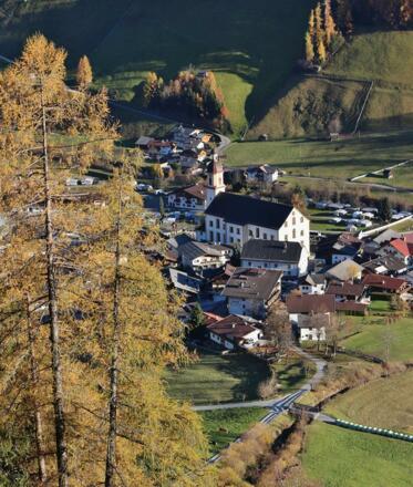 Blick von Kartnall aufs Dorf