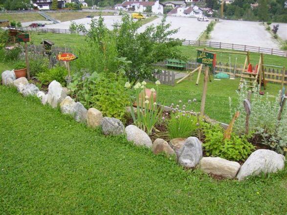 Roasnhof Kräutergarten