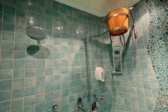 Wellnessoase mit Kältegrotte &amp; Abkühlduschen