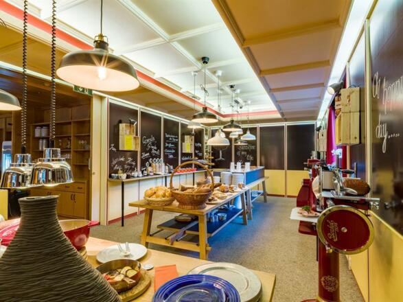 Happy_Stubai_Hotel_Hostel_Neustift_Stubaital_Frueh