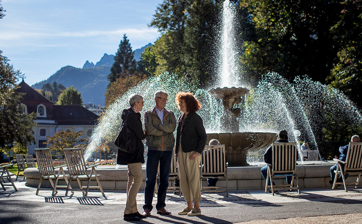 Isel Christlieger im Königssee, dahinter der Untersberg