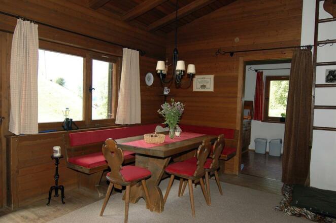 Ansicht Wohnraum Essecke