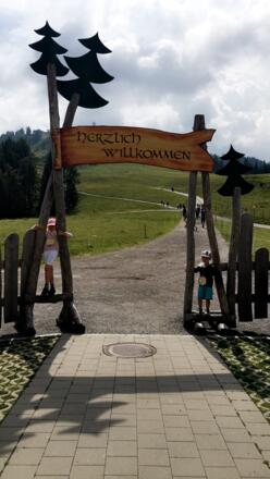 Herzlich Willkommen am Geisterberg