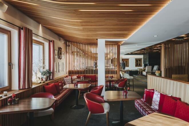 GOLDENER-BERG_STUBE-190125-001