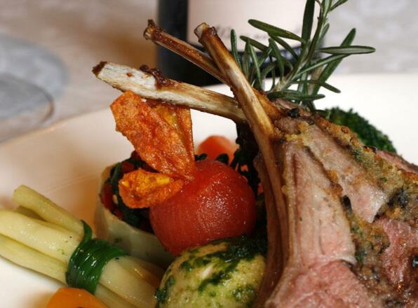 Hotel Maximilian, Neustift im Stubaital, Lamm