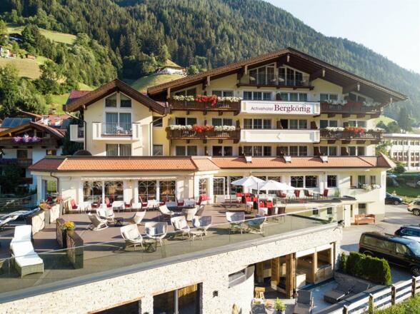 Aussenansicht Sommer