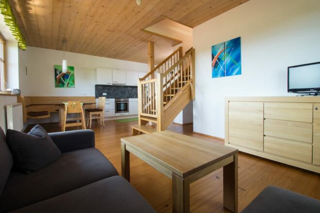 Wohnraum FeWo Himmelbett `Biohof Stadler`