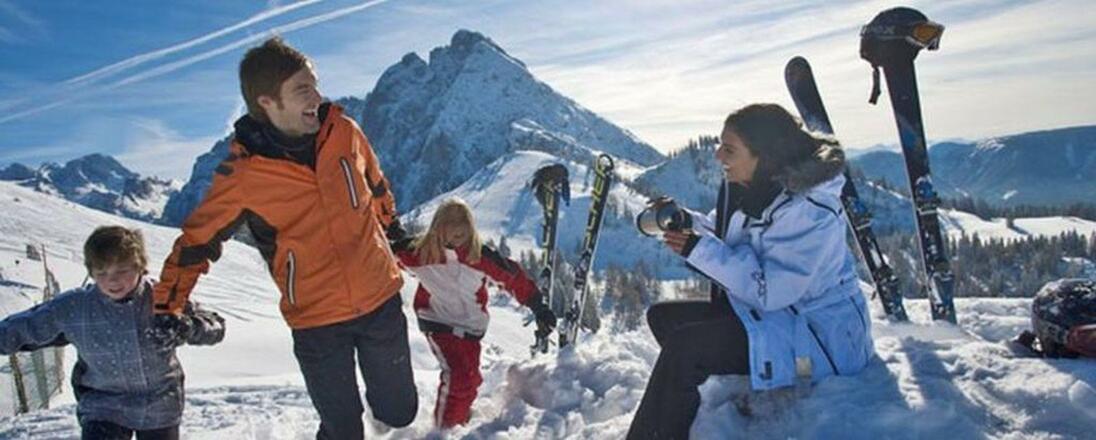 familie-skiurlaub-klein
