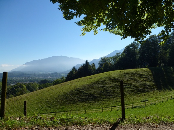 Bank zum Durchatmen auf dem Garneiweg Bad Reichenhall - Blick