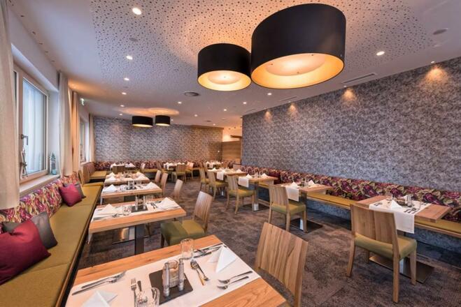 Hotel-Alpenfeuer-Montafon-Speisesaal-01