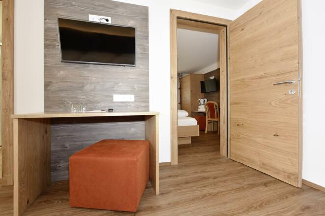 Hotel-Alpenfeuer-Montafon-Komfort-Familiensuite-Al