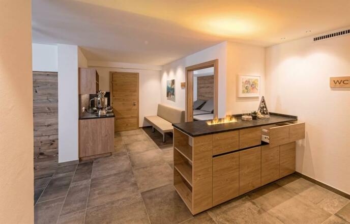 Hotel-Alpenfeuer-Montafon-Küche-Wellness-02