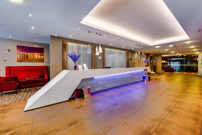 Austria Trend Hotel Schillerpark Halle Rezeption top