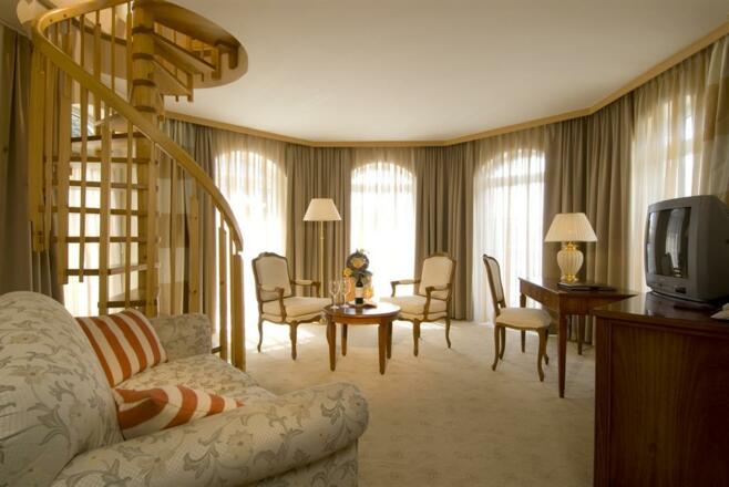 Herzog-Friedrich-IV. Suite