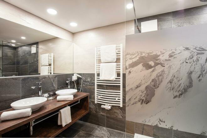 Badezimmer Junior Suite Familie