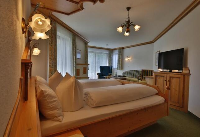 Der Laterndl Hof Romantik Resort &amp; Spa