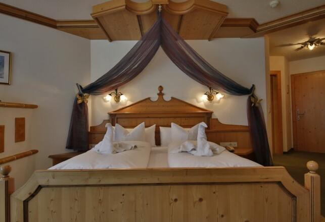 Der Laterndl Hof Romantik Resort &amp; Spa