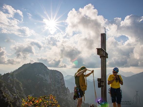 Aufm Osdgipfe konnma an Schdrigg dann zamdoa.
