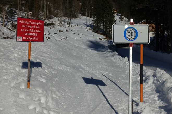 Weg von der Fahrbahn