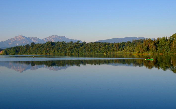 Abtsdorfer See vor dem Staufen-Massiv