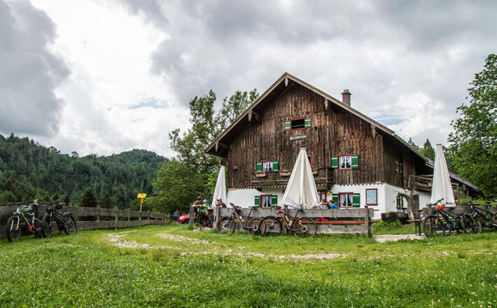 Beliebt bei Mountainbikern: Die Höllenbachalm bei Bad Reichenhall