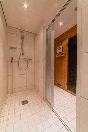 Sauna Dusche