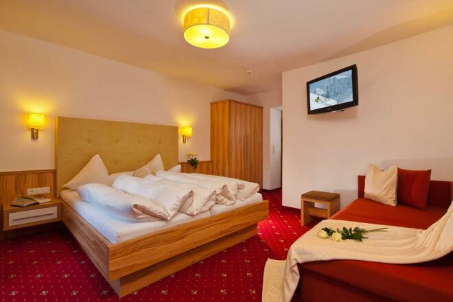 Apart Gletscherblick Schlafzimmer Typ 4