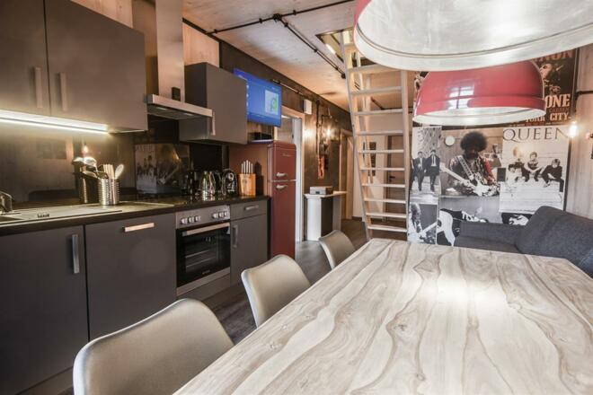 Wohnkueche Rock Tirol