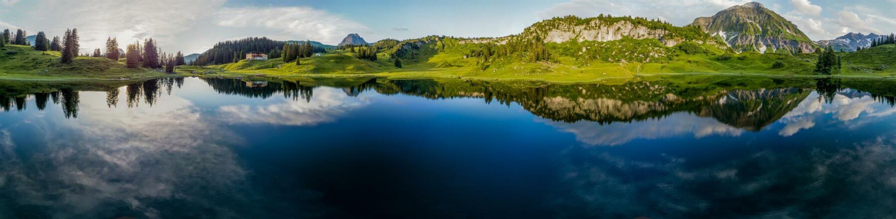 Panorama Naturjuwel Körbersee (c) Warth-Schröcken