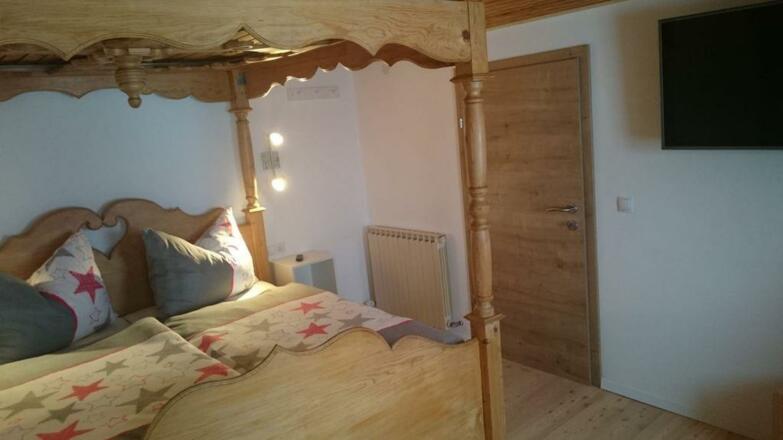 Schlafzimmer Himmelbett