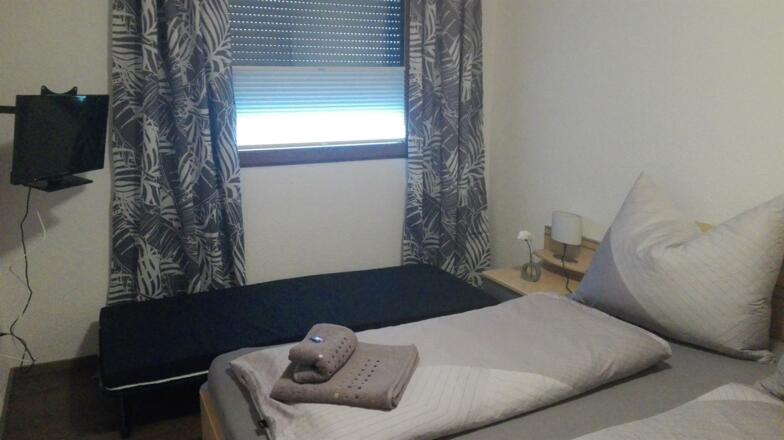 Zustellbett und Doppelbett