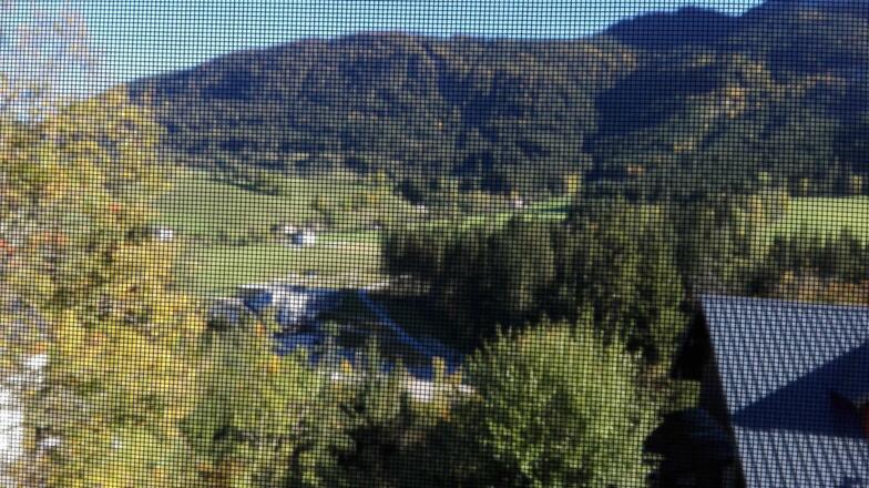 Blick zur Schipiste und Donnerkogelbahn
