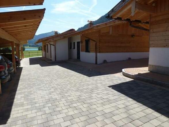 Carport im Almdorf Tirol