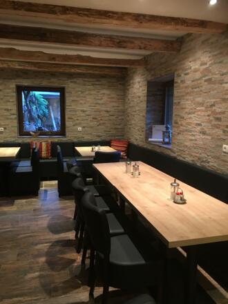 Aufenthaltsraum für Gruppen m. Kamin