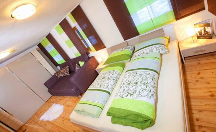 150897_388395824578197_1579070339_n