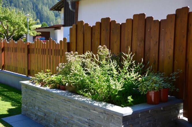 Ferienhaus Ban Brösign Kräuterbeet