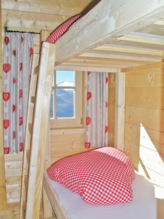 Romantisches Zimmer mit Stockbett