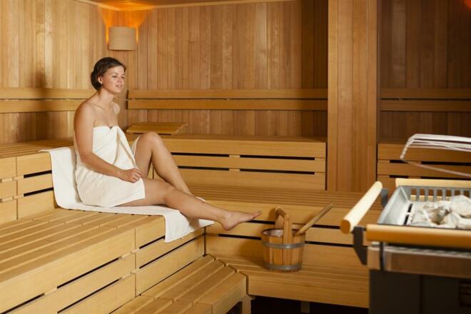 Entspanne in unserer Finnischen Sauna im Sport Spa
