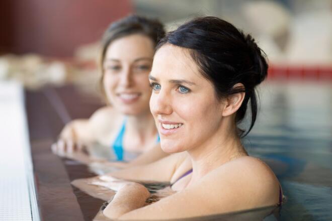 Entspannen im Hallenbad