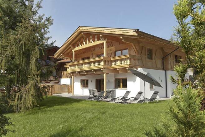 Alpenresidenz mit Terrasse