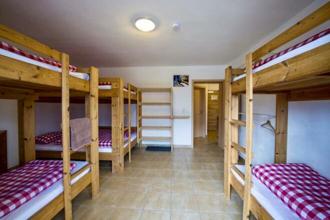 Hostelzimmer bis 8 Personen
