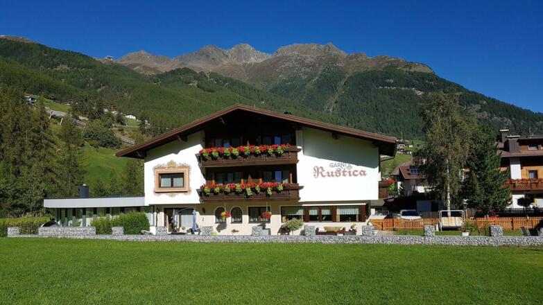 Außenansicht Sommer