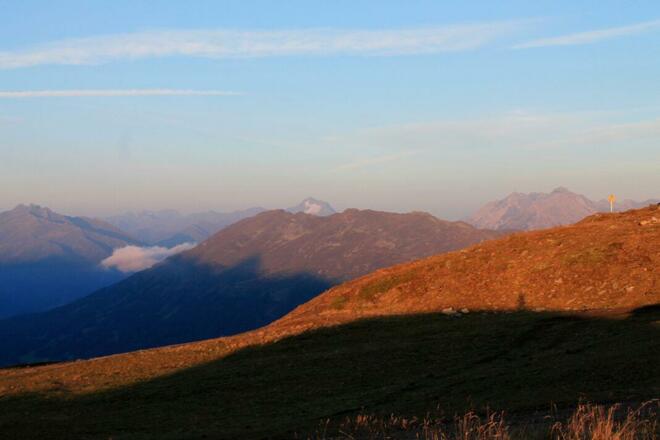 Sonnenuntergang in den Bergen