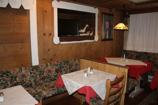 Frühstück- und Aufenthaltsraum mit TV