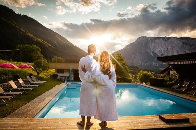 Sonnenuntergang Freischwimmbad