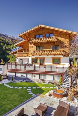 Aussenansicht Garten Herbst