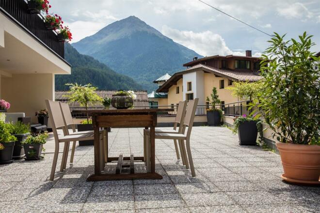 Terrasse mit herrlicher Aussicht