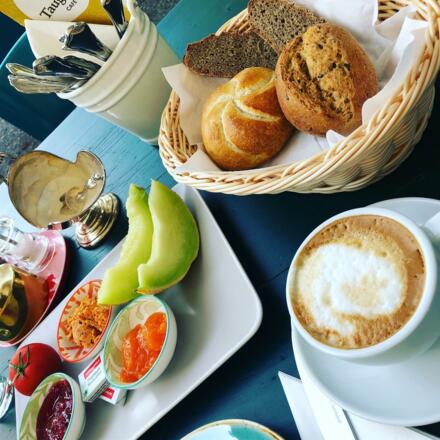 52B0303B-84D7-4701-BAB5-29867D6D0CFE